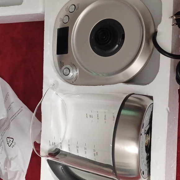 Electric kettle - Picture 4 of 7